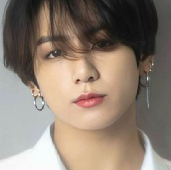 Meet your Posher, Sara - Picture 1 of 1